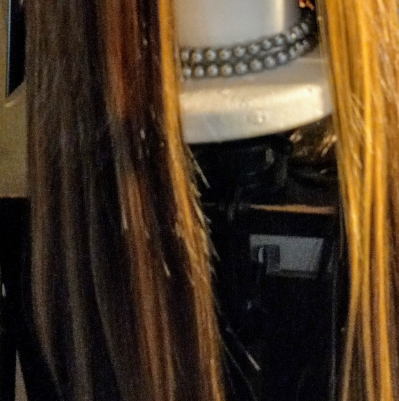 Wig - Picture 2 of 2